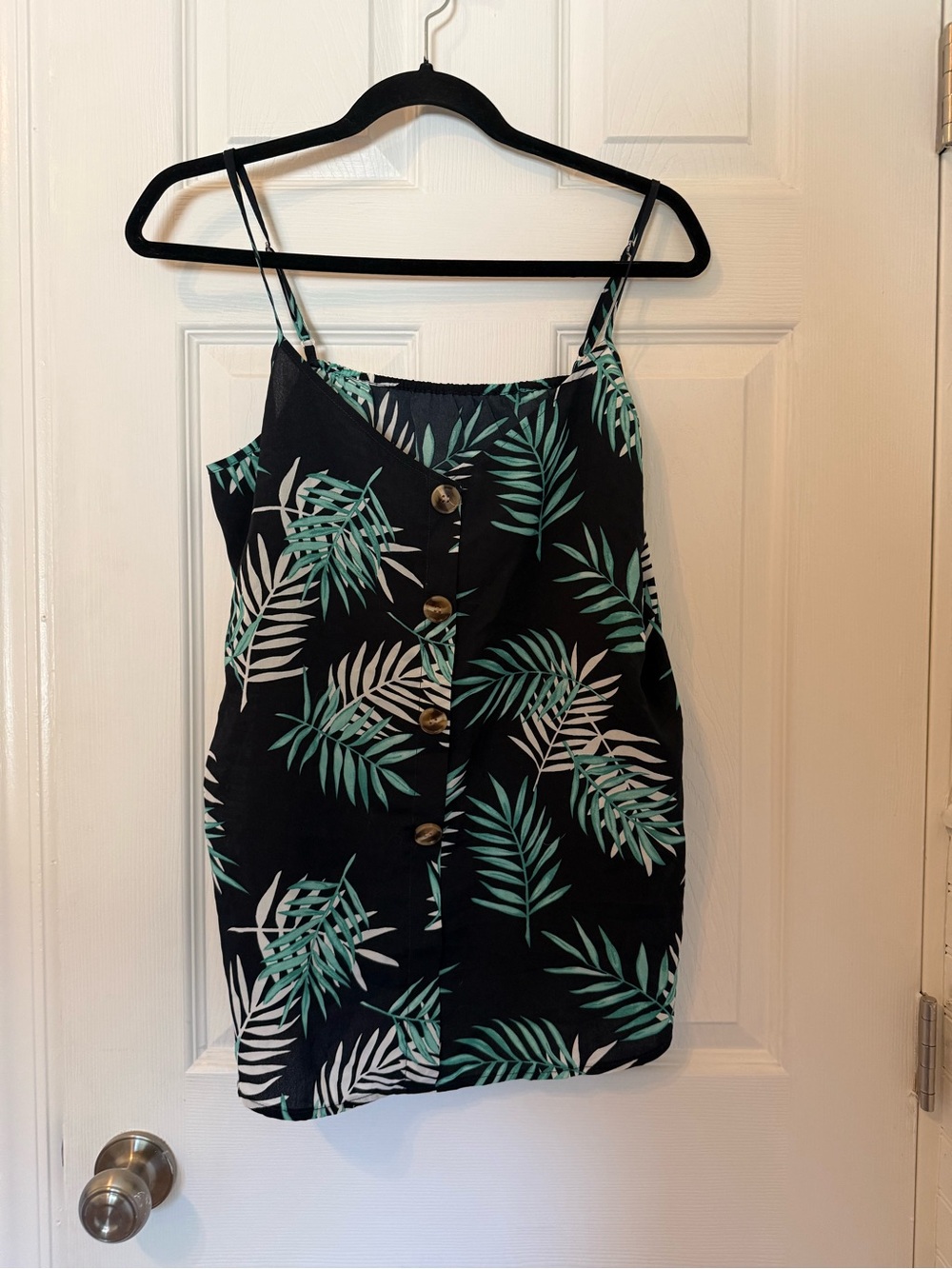 Black Tropical Print Button-Front Spaghetti Strap Tank Top